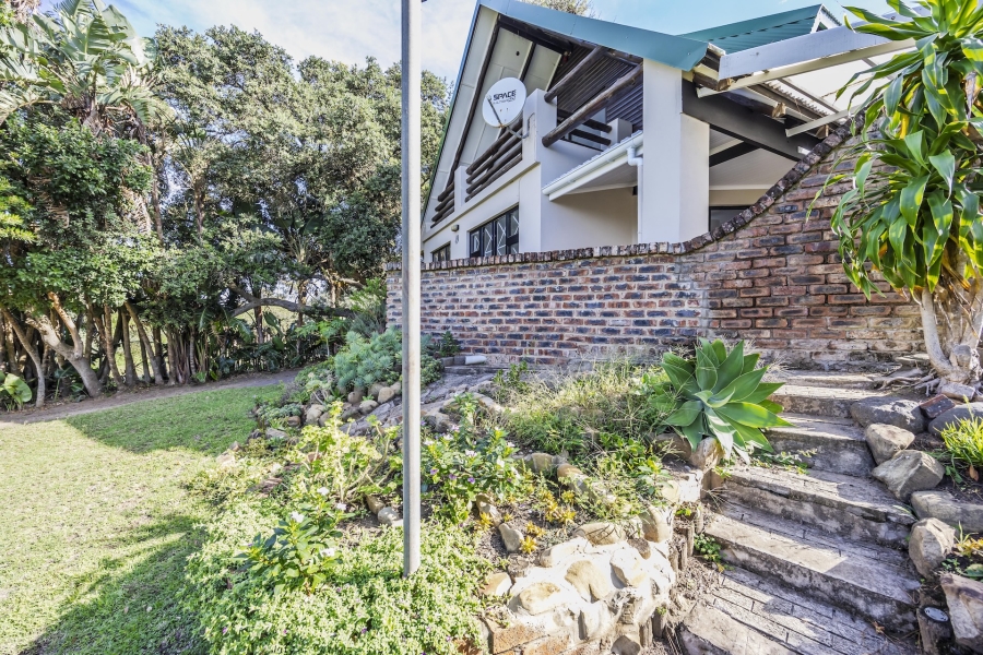 4 Bedroom Property for Sale in Cintsa West Eastern Cape